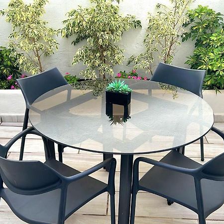 발렌시아 New! Renovated, Centrally Located, Private Entrance, Terrace 아파트 외부 사진